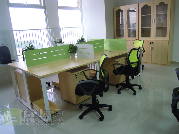 辦公桌椅報價