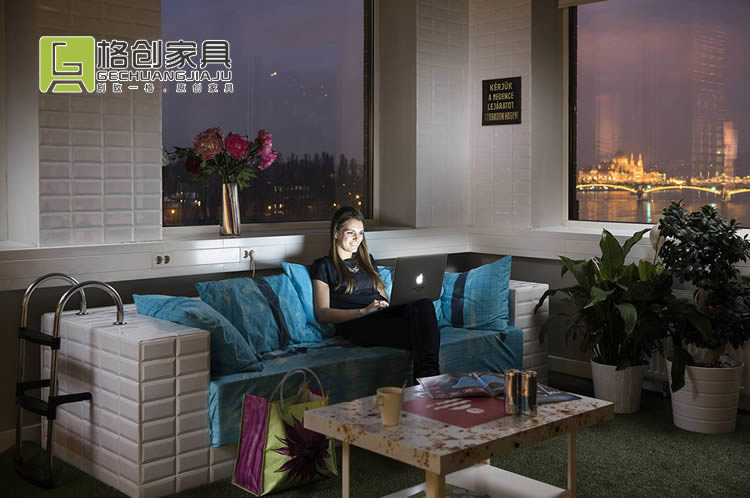 辦公家具設(shè)計(jì)