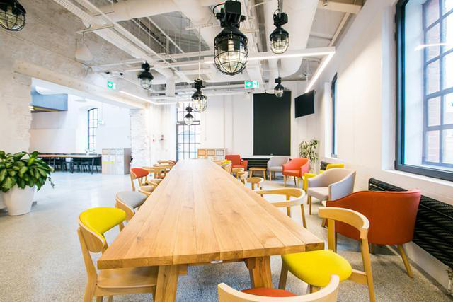 時(shí)尚辦公家具