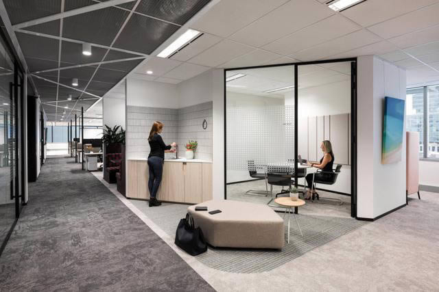 現(xiàn)代辦公家具